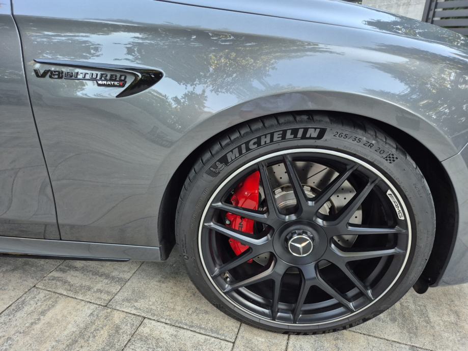 MERCEDES- BENZ E 63S AMG, fotografija 8