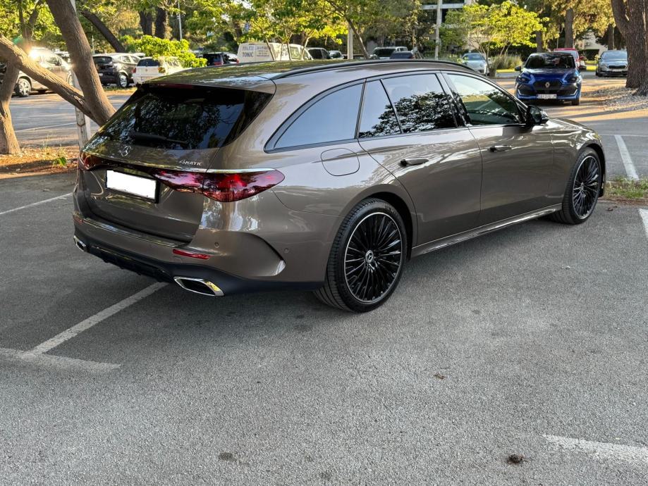 Mercedes E 300 de 4MATIC AMG | DIESEL PLUG-IN HYBRID | 2024. | 21.000, fotografija 7