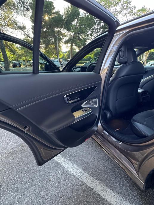 Mercedes E 300 de 4MATIC AMG | DIESEL PLUG-IN HYBRID | 2024. | 21.000, fotografija 14