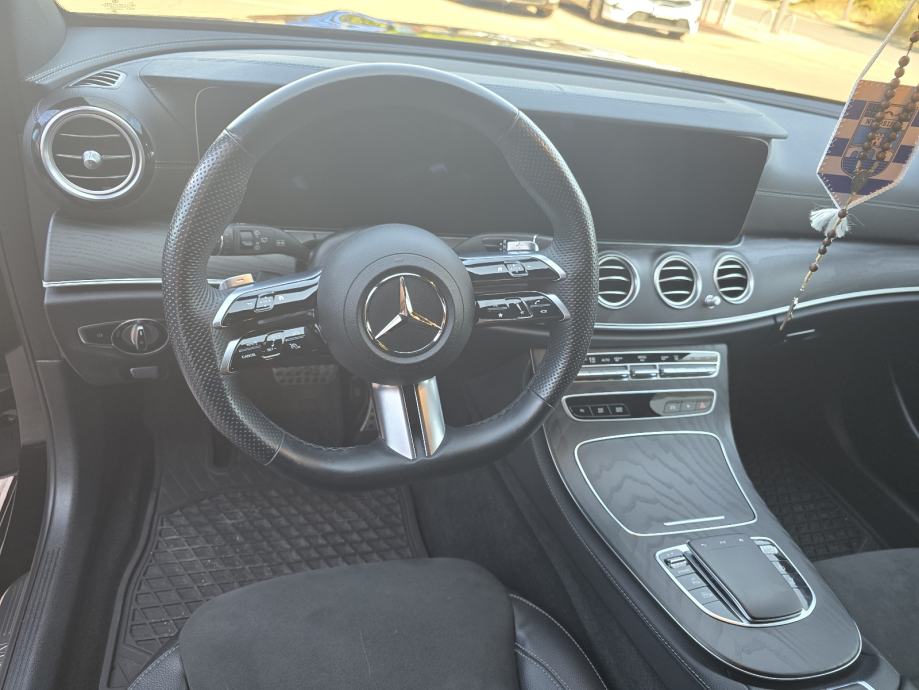 Mercedes-Benz E-klasa T-model E300 E automatik, fotografija 8