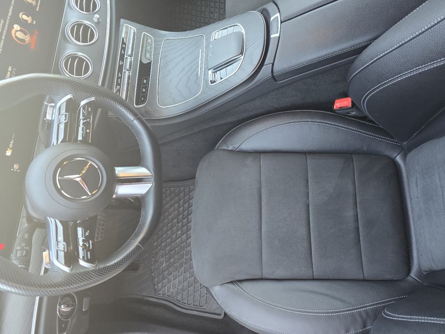 Mercedes-Benz E-klasa T-model E300 E automatik, fotografija 19