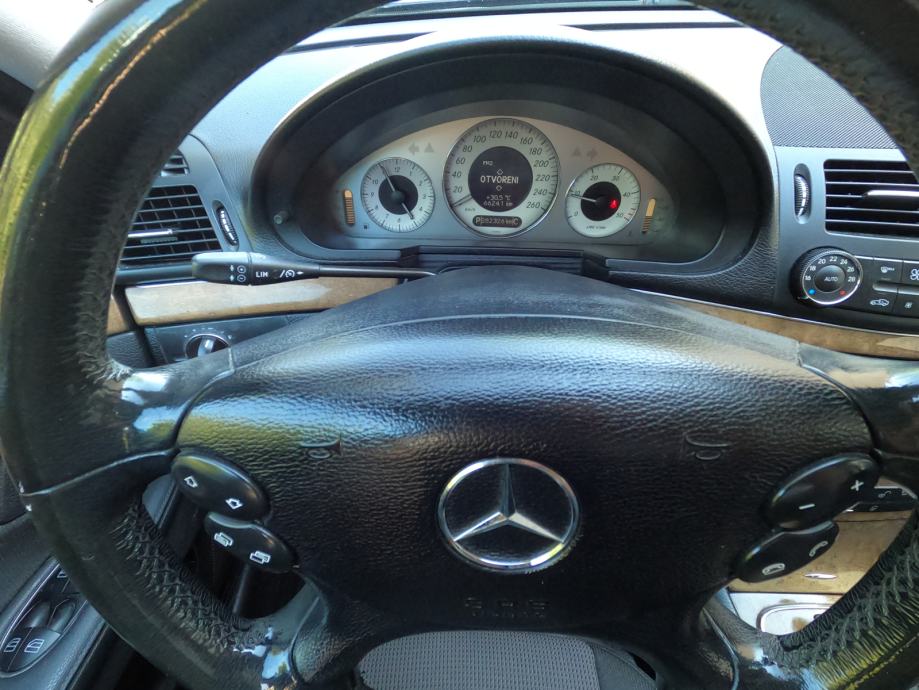 Mercedes-Benz E-klasa (w211) 220 CDI Avantgardeo - odlično očuvan -PDV, fotografija 12