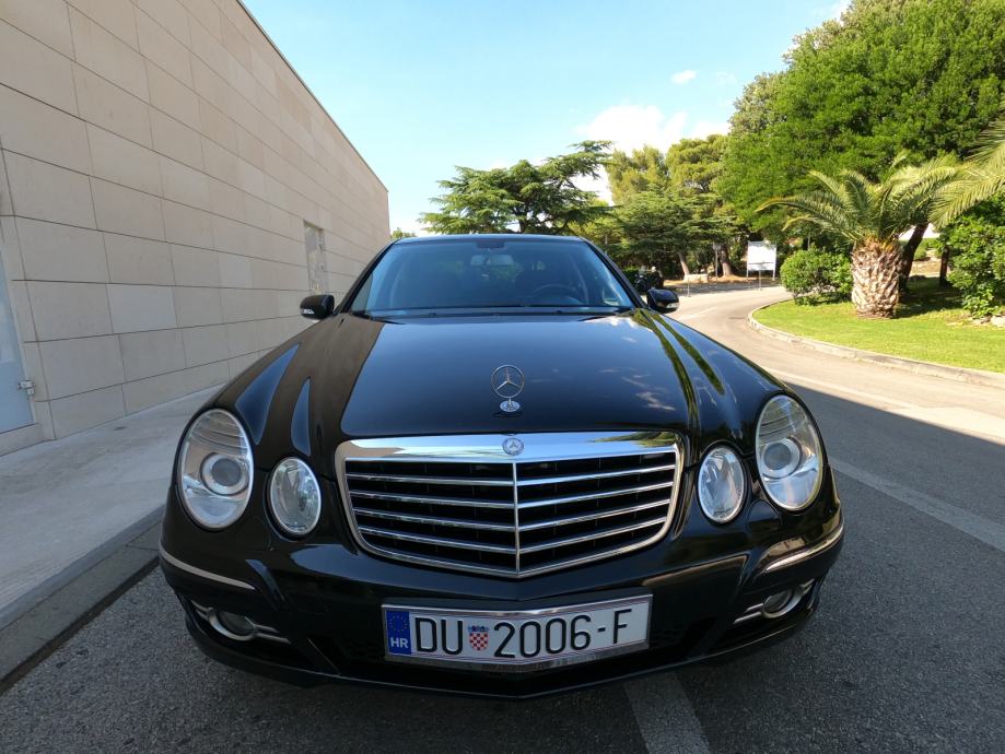 Mercedes-Benz E-klasa (w211) 220 CDI Avantgardeo - odlično očuvan -PDV, fotografija 8