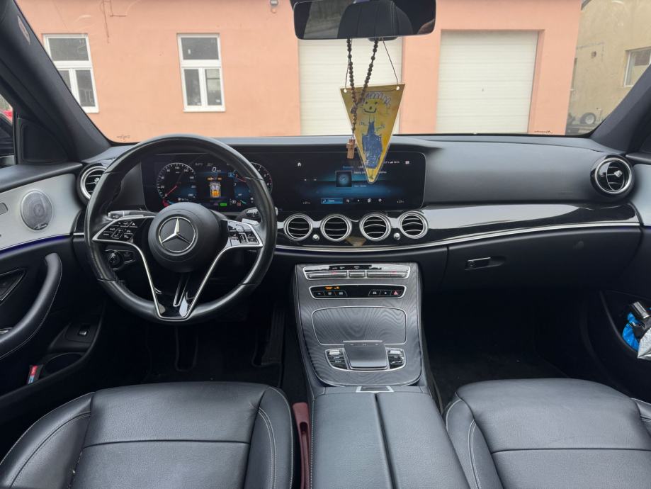 Mercedes-Benz E-klasa300de plug-in, fotografija 6