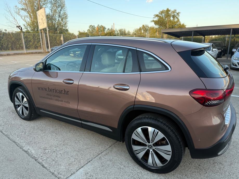 Mercedes-Benz EQA 250 2021g prodajem....., fotografija 5