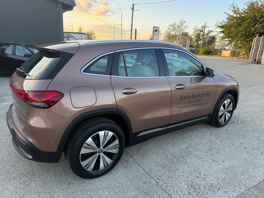 Mercedes-Benz EQA 250 2021g prodajem....., fotografija 4