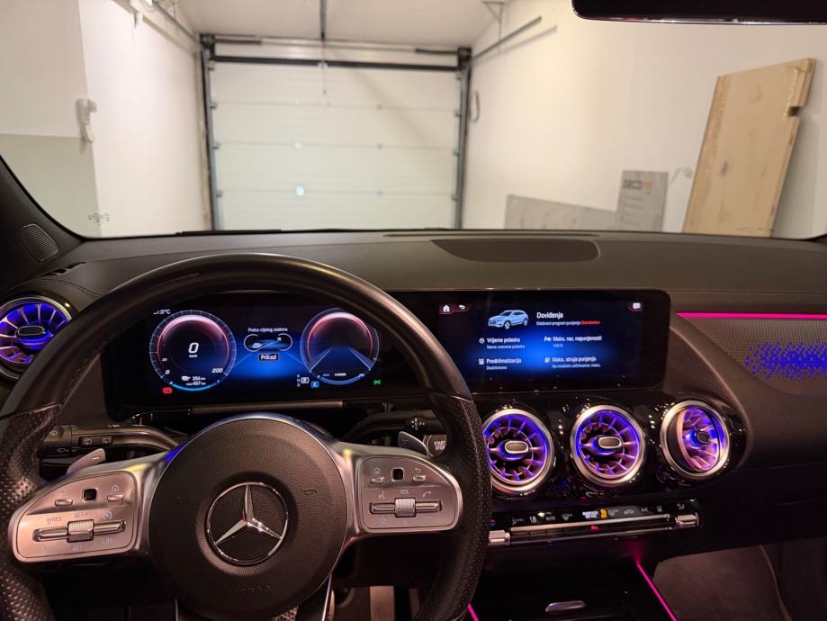 Mercedes-Benz EQA 250+, fotografija 13
