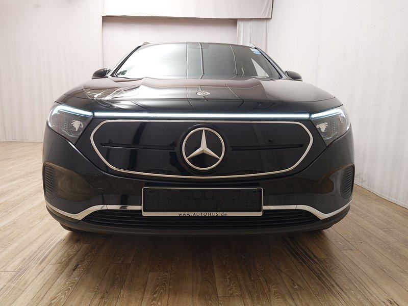 Mercedes-Benz EQA 300 4MATIC Progressive • AHK • LED, fotografija 9