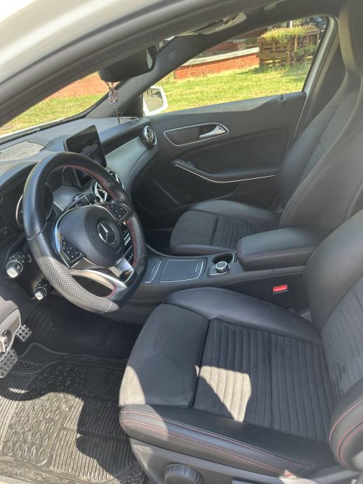 Mercedes-Benz GLA 180 automatik AMG, fotografija 10