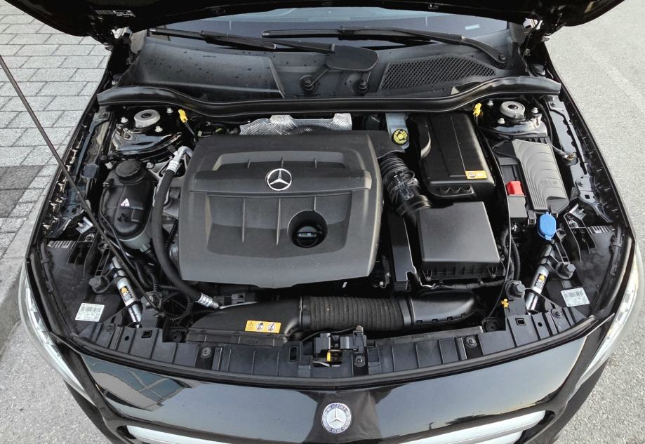 Mercedes-Benz GLA 180 CDI | Bi Xenon | Kamera | Grijanje sjedala |, fotografija 13
