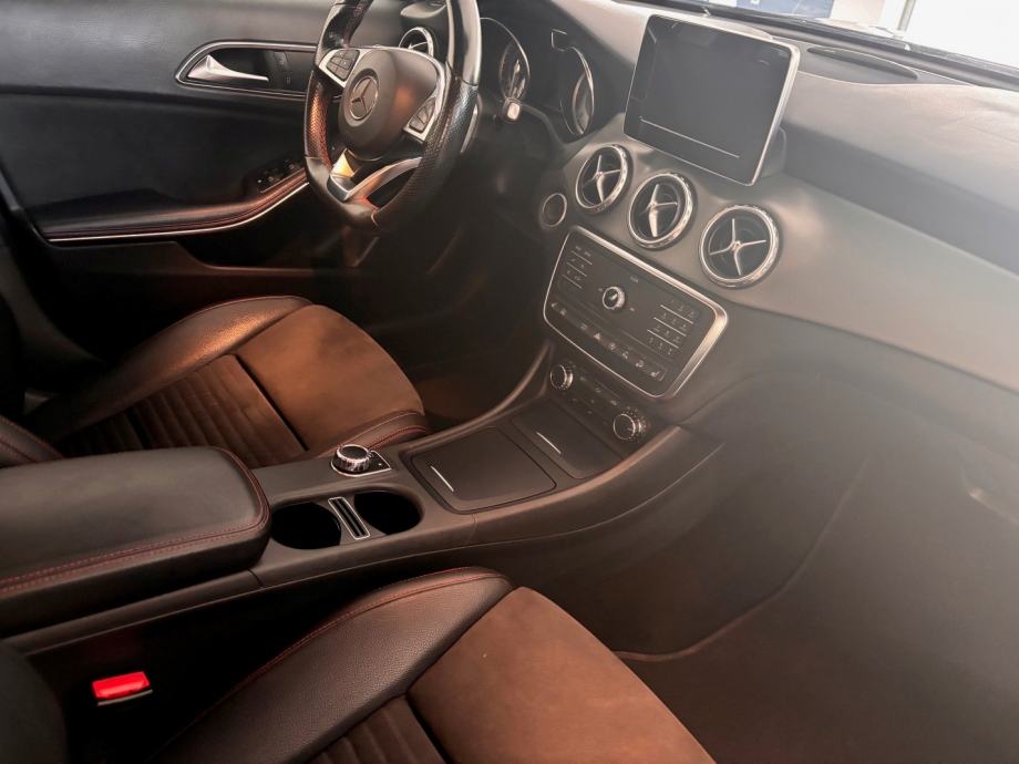 Mercedes-Benz GLA 200 CDI 4MATIC_AMG Line_OFF Road Paket_BiXenon_Klima, fotografija 9