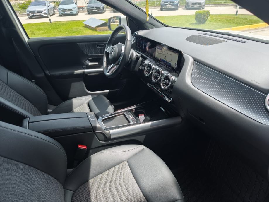 Mercedes-Benz GLA 200 d 2025, fotografija 6
