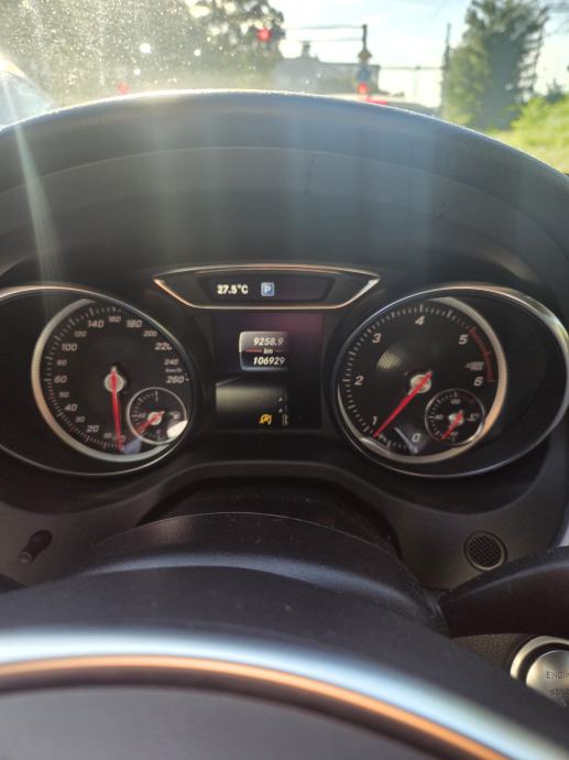 Mercedes-Benz GLA 200 d AMG LINE EDITION, fotografija 5