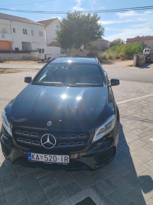 Mercedes-Benz GLA 200 d automatik, fotografija 6
