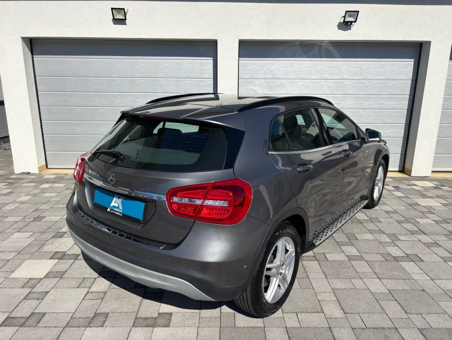 Mercedes-Benz GLA 200 d automatik •Urban• HR Auto• 1. Vlasnik, fotografija 8