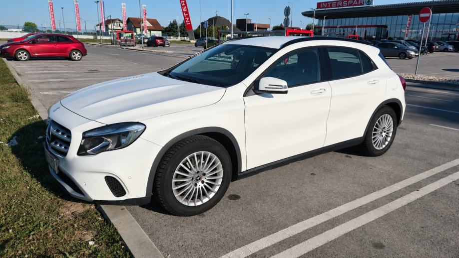 Mercedes-Benz GLA 200 - vozilo u sustavu PDV-a, fotografija 3