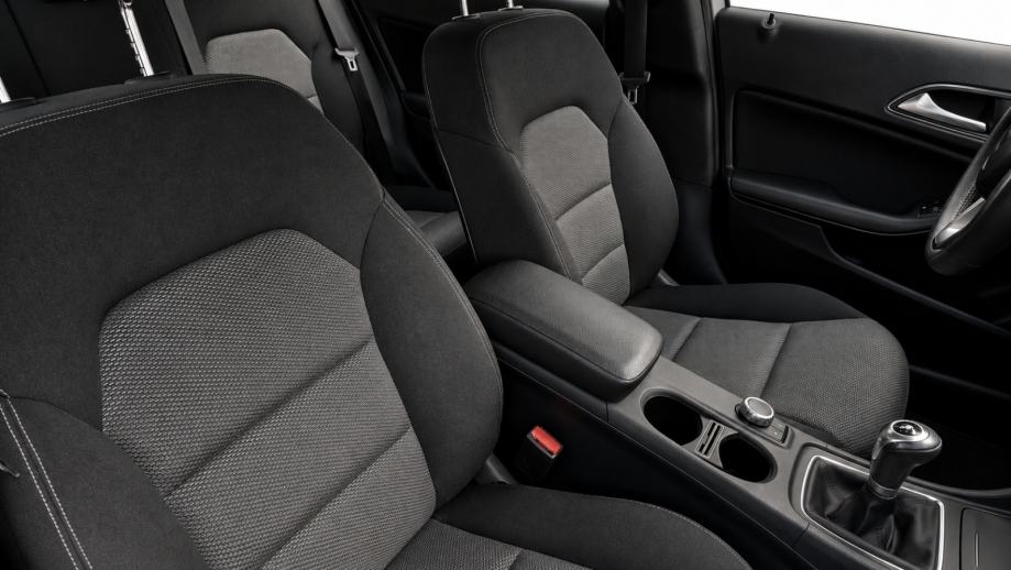 Mercedes-Benz GLA 200 - vozilo u sustavu PDV-a, fotografija 14