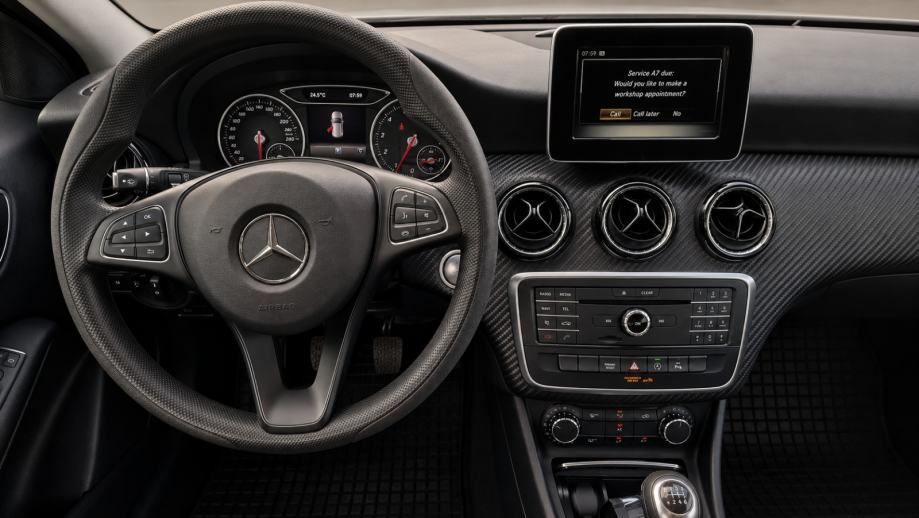 Mercedes-Benz GLA 200 - vozilo u sustavu PDV-a, fotografija 8