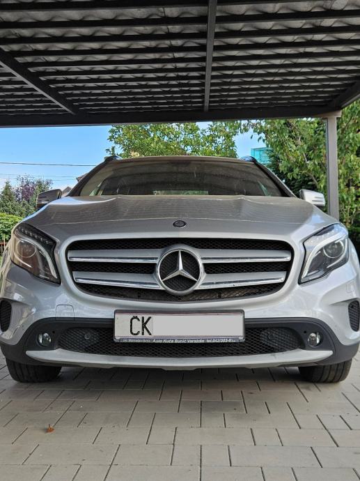 Mercedes-Benz GLA 200, registriran do VIII / 2027., fotografija 3
