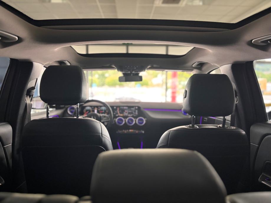 Mercedes-Benz GLA 200d_Panorama, Widesreen, Ambient, Kamera itd..., fotografija 10