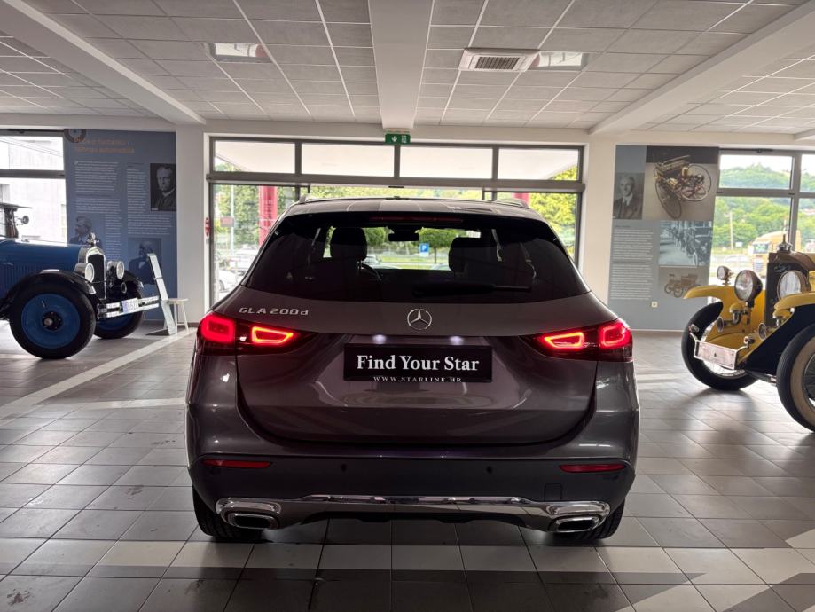 Mercedes-Benz GLA 200d_Panorama, Widesreen, Ambient, Kamera itd..., fotografija 8