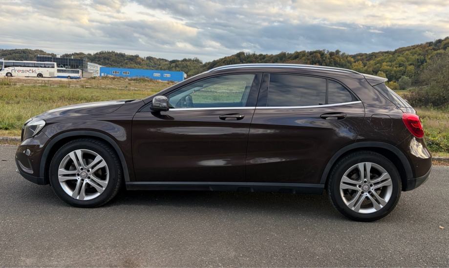 Mercedes-Benz GLA 220 CDI 4MATIC automatik reg do 07/27, fotografija 2