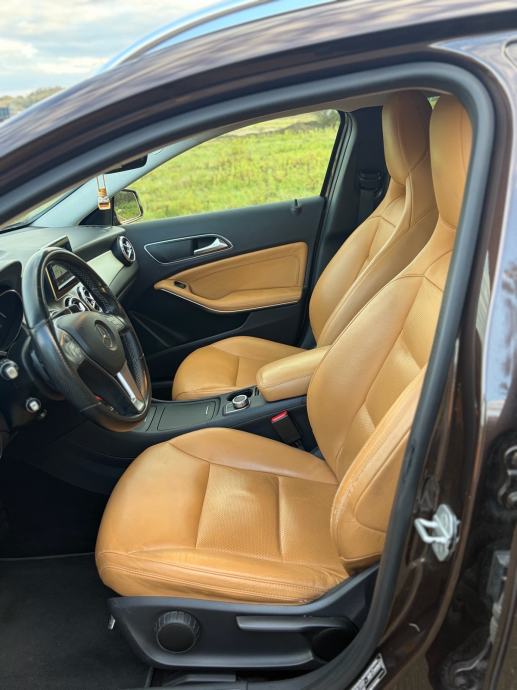 Mercedes-Benz GLA 220 CDI 4MATIC automatik reg do 07/27, fotografija 9