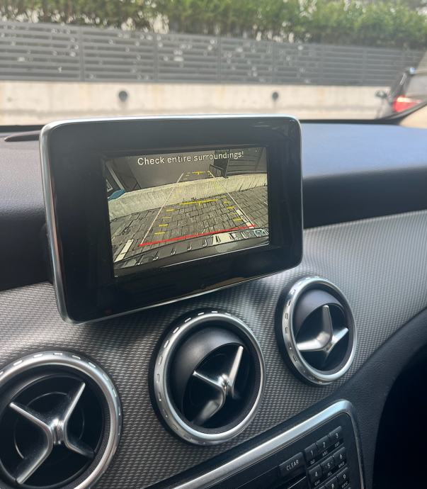 Mercedes-Benz GLA 220 CDI 4MATIC automatik, fotografija 10