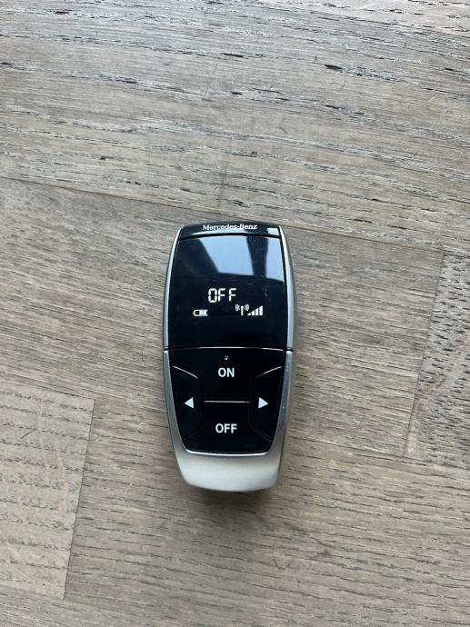 Mercedes-Benz GLA 220 CDI 4MATIC automatik, fotografija 15
