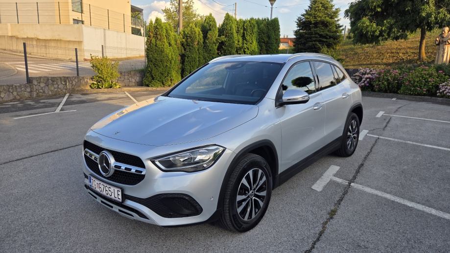 Mercedes-Benz GLA 250e plug in hibrid,TOP stanje,bez prepisa,garancija, fotografija 2
