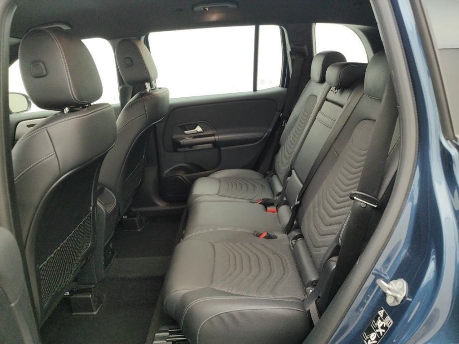 Mercedes-Benz GLB 200 D LEASING BEZ UČEŠĆA I BEZ JAMACA, fotografija 6