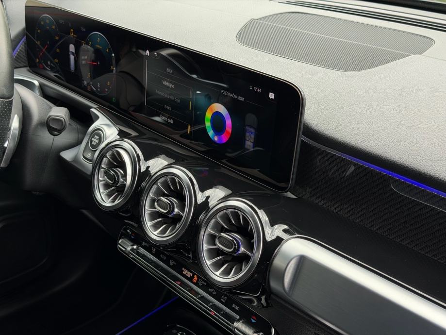 MERCEDES-BENZ GLB 220 d 4MATIC, fotografija 20