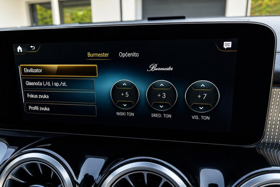 ✨AKCIJA ✨ Mercedes-Benz GLB 220 d 4MATIC ✨ Top oprema ✨, fotografija 6