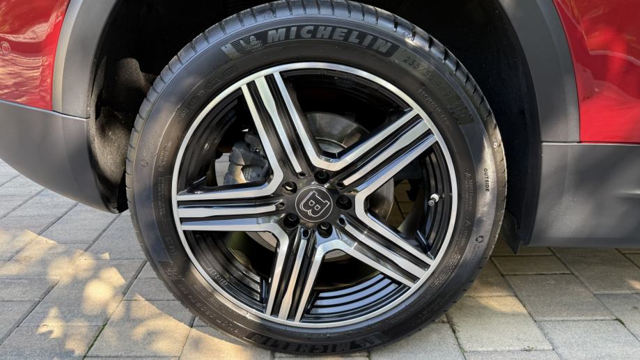 ✨AKCIJA ✨ Mercedes-Benz GLB 220 d 4MATIC ✨ Top oprema ✨, fotografija 16