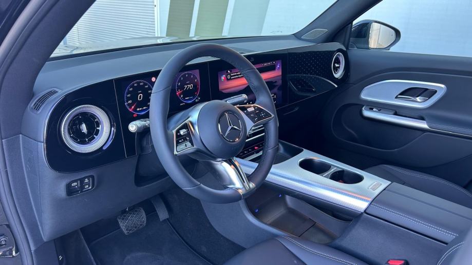 Mercedes-Benz GLB GLB 200 Platinum Edition, fotografija 9