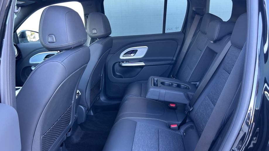 Mercedes-Benz GLB GLB 200 Platinum Edition, fotografija 13