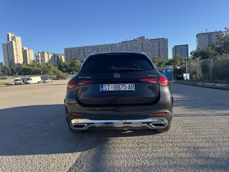 Mercedes-Benz GLC 200 4MATIC AMG line - automatik, fotografija 6