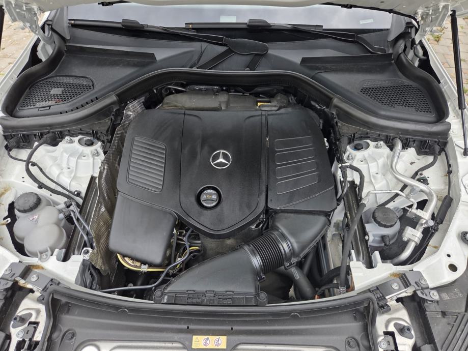 Mercedes-Benz GLC 200 4MATIC automatik, fotografija 6