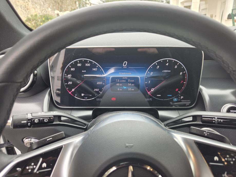 Mercedes-Benz GLC 200 4MATIC automatik, fotografija 12