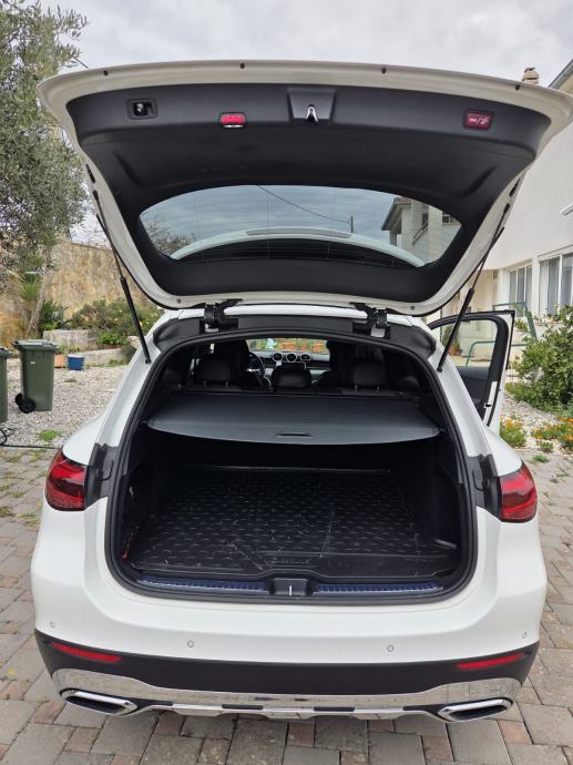 Mercedes-Benz GLC 200 4MATIC automatik, fotografija 13