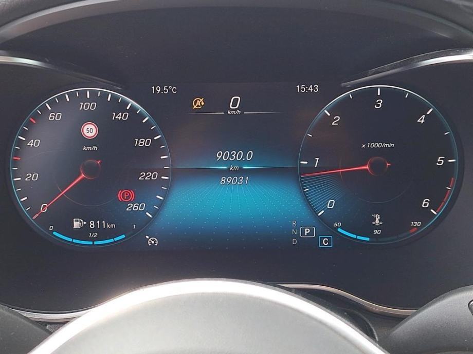 Mercedes-Benz GLC 200 D LEASING BEZ UČEŠĆA I BEZ JAMACA, fotografija 9
