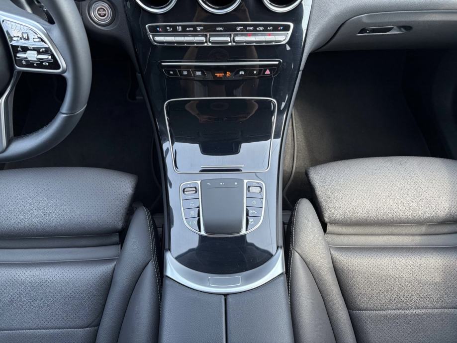 Mercedes GLC220d 4MATIC AUTOMATIK °NAVI°KAMERA°LEASING BEZ UČEŠĆA, fotografija 12
