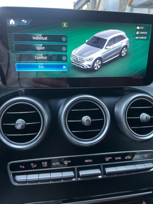 Mercedes-Benz GLC 220 d 4MATIC HR VOZILO REDIZAJN 143KW MODEL 2020., fotografija 17