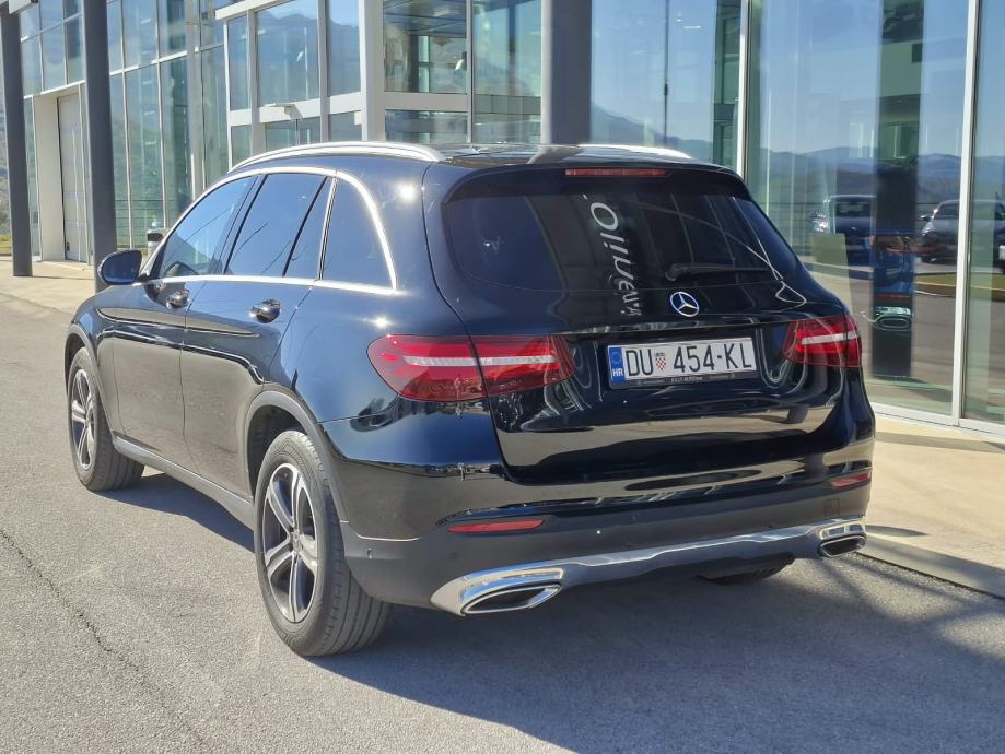 Mercedes-Benz GLC 220 d 4MATIC - USLUŽNA PRODAJA, fotografija 7