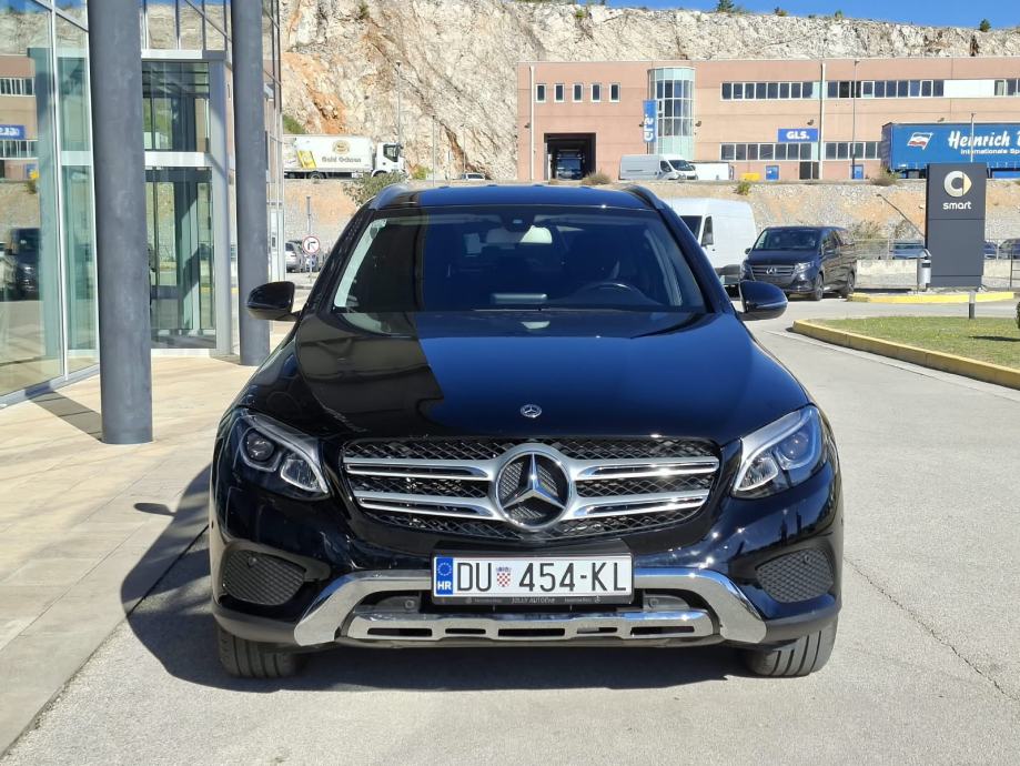 Mercedes-Benz GLC 220 d 4MATIC - USLUŽNA PRODAJA, fotografija 3