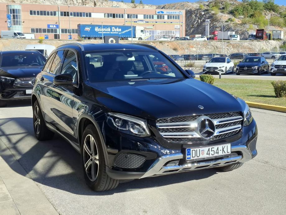 Mercedes-Benz GLC 220 d 4MATIC - USLUŽNA PRODAJA, fotografija 4