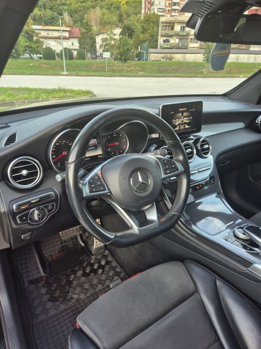 Mercedes-Benz GLC 220 d AMG, fotografija 4