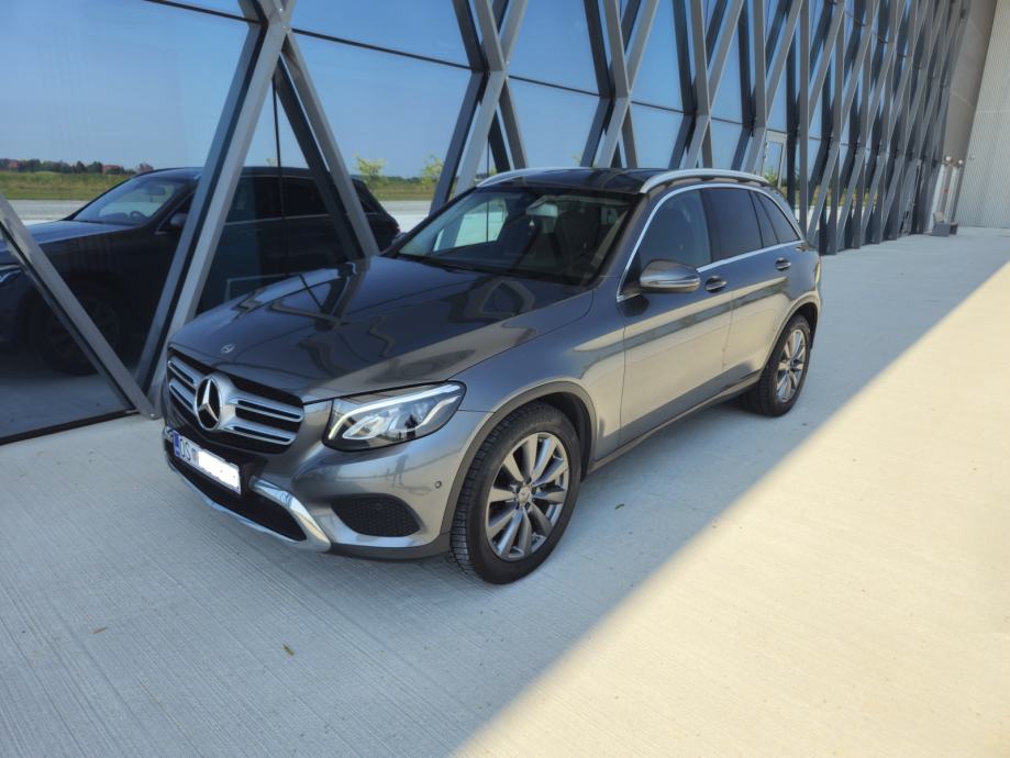 Mercedes-Benz GLC 220 d automatik, 4-MATIC, TOP stanje, reg do 08/2027, fotografija 4