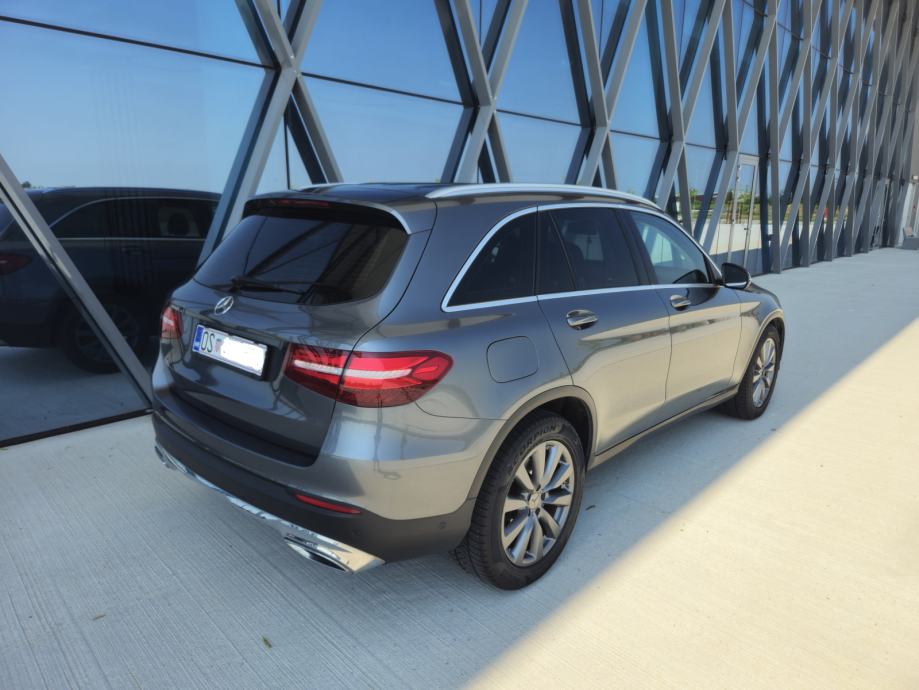 Mercedes-Benz GLC 220 d automatik, 4-MATIC, TOP stanje, reg do 08/2027, fotografija 3