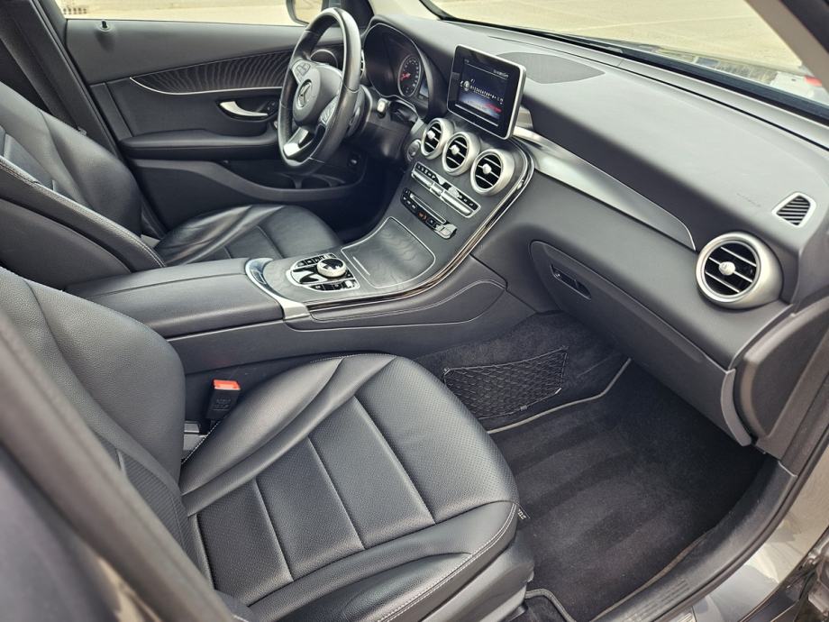 Mercedes-Benz GLC 220 d automatik, 4-MATIC, TOP stanje, reg do 08/2027, fotografija 11